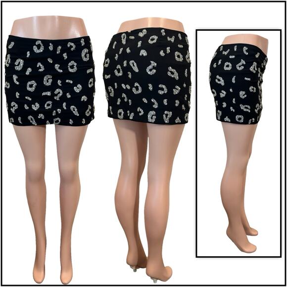 ONE OF A KIND SAMPLE Retrofête KENDALL Mini Skirt SZ L $698 NWOT - Picture 1 of 13